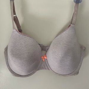 Victoria’s Secret lined Perfect Coverage Bra